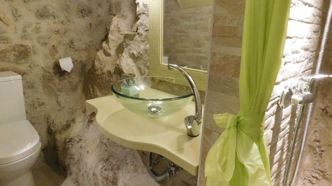 Agoriani Art Suite - 4 Seasons' Natural Living Lílaia 외부 사진